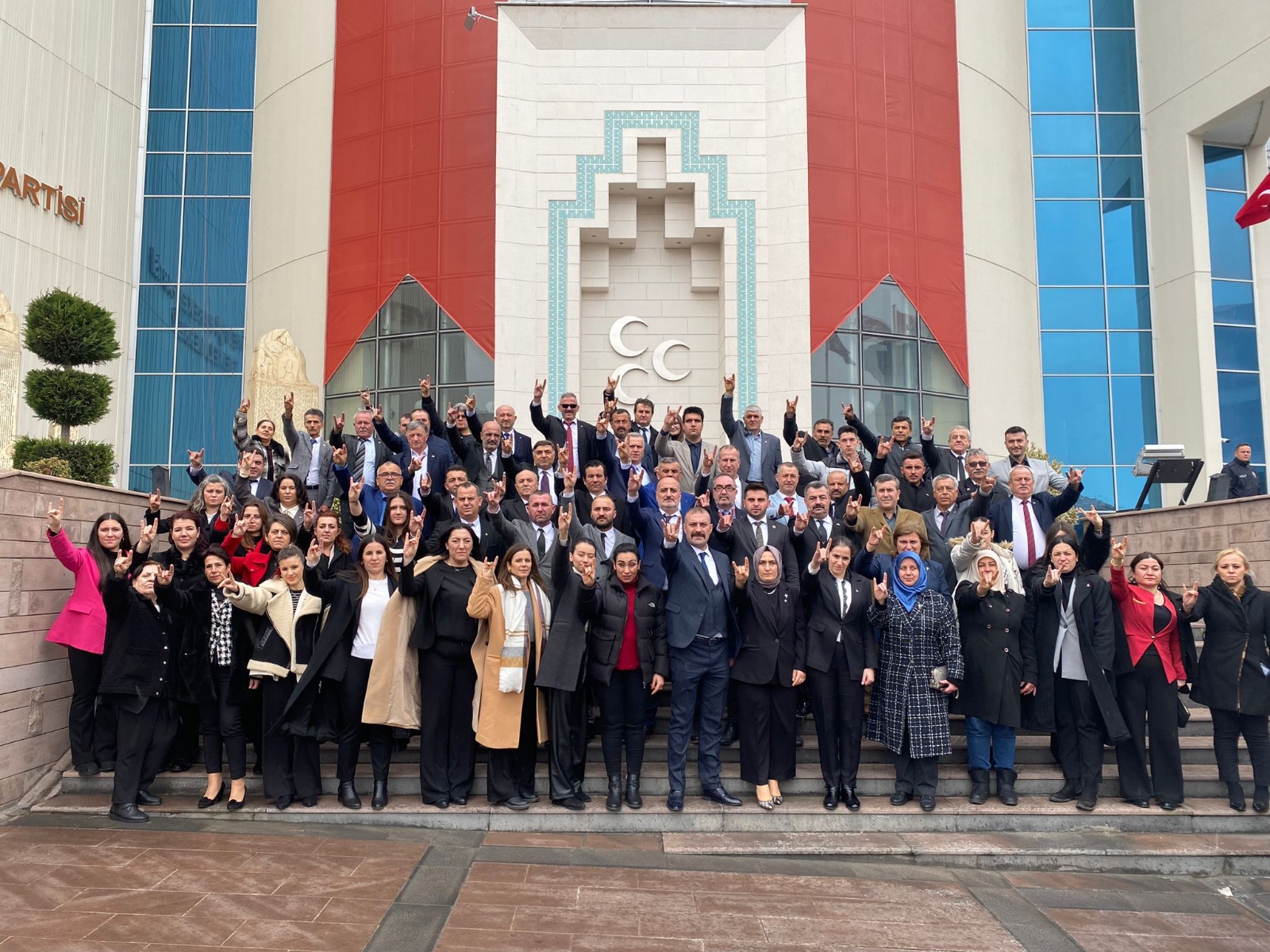 MHP’den  Ankara çıkarması