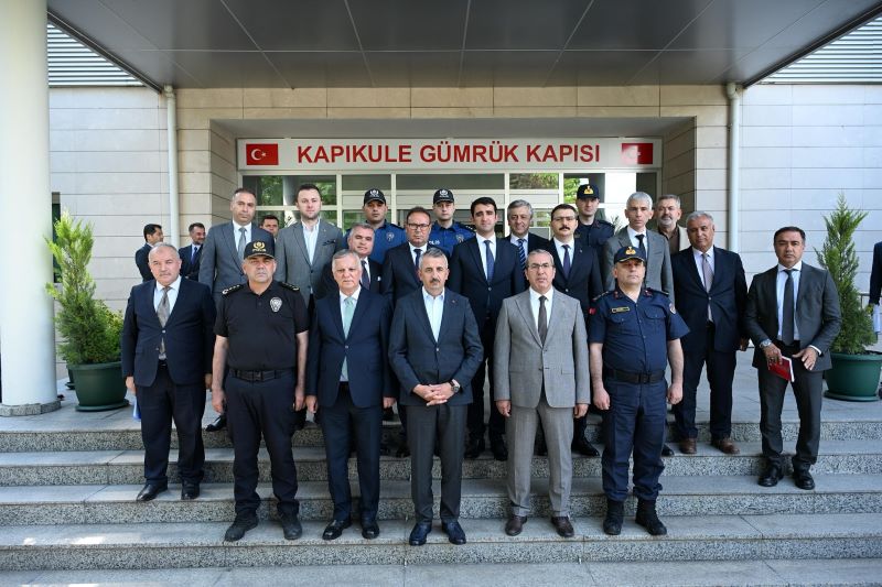 Edirne Valisi Yunus Sezer,