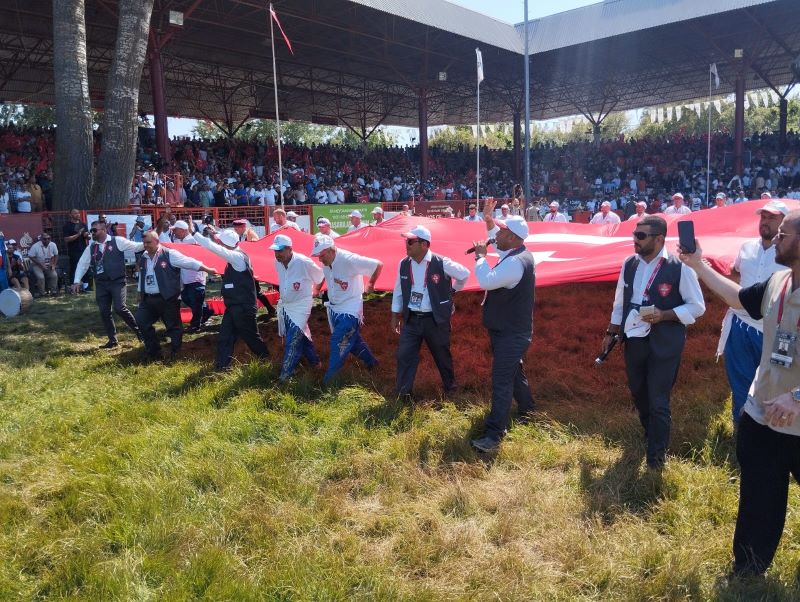 Tarihi Kırkpınar Yağlı Güreşleri'nde