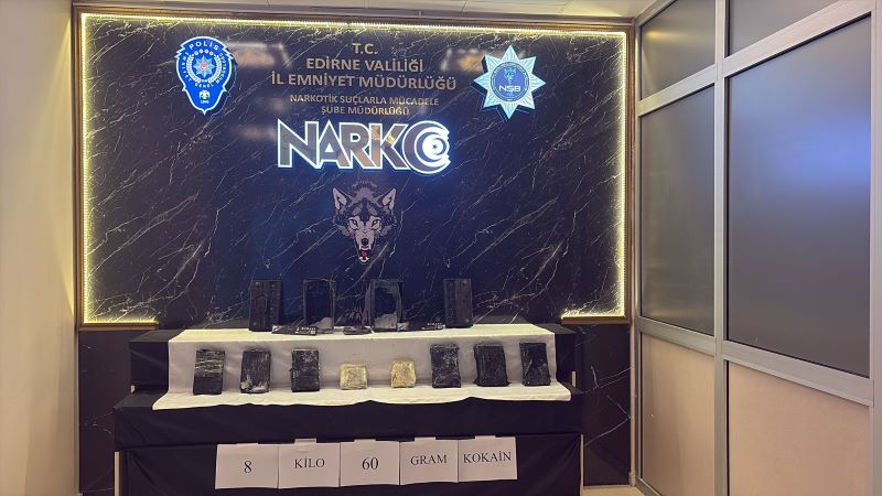 Edirne’nin Kapıkule Gümrük Kapısı'nda 8 kilo 60 gram eroin yakalandı,