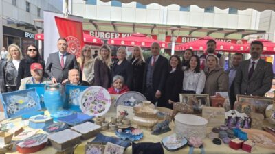 Edirne’de huzurevi sakinlerinin hazırladığı el emeği ürünler, düzenlenen özel bir