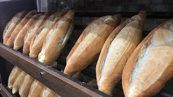 Maliyetlerdeki artış nedeniyle ekmek fiyatlarında zam isteyen fırıncı esnafının talebi