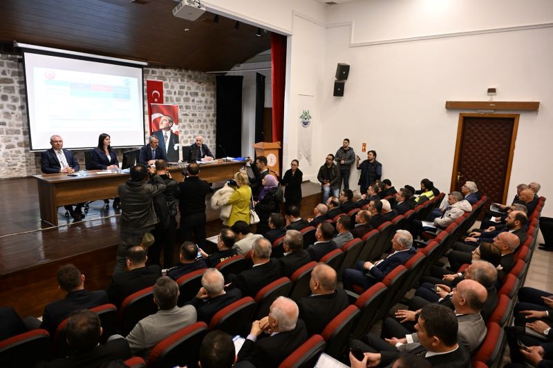Edirne’de düzenlenen İl Koordinasyon Kurulu Toplantısı’nda, 2026 yılı yatırım programı