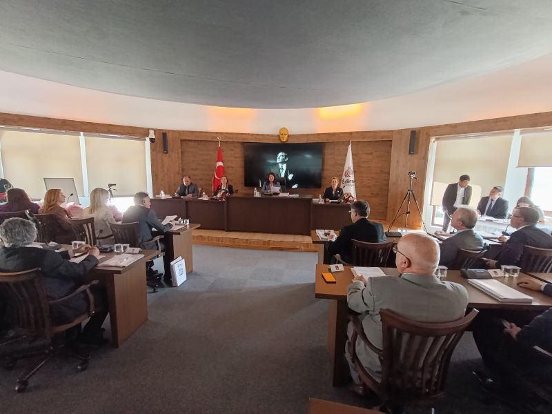 Edirne Belediyesi Nisan ayı olağan meclis toplantısı, Belediye Başkanı Filiz