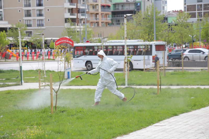 Edirne Belediyesi Veteriner İşleri Müdürlüğü ekipleri, yaz aylarının yaklaşmasıyla birlikte