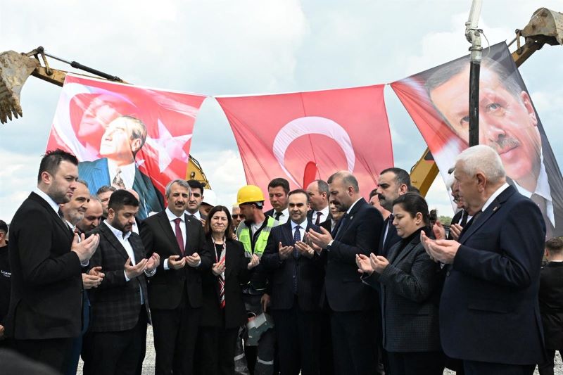 Sanayi ve Teknoloji Bakanı Mehmet Fatih Kacır, Uzunköprü Atatürk OSB’nin