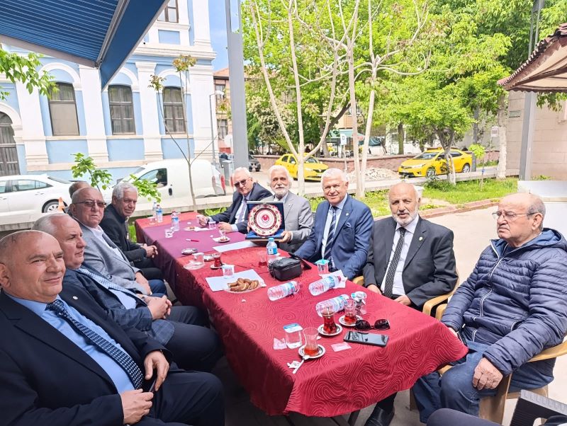 Kamu yararına faaliyet gösteren Türkiye Polis Emeklileri Derneği, Türk sinemasının