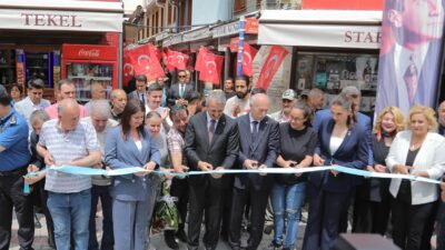 Edirne’de restorasyonu tamamlanan tarihi Terziciler Çarşısı düzenlenen törenle yeniden hizmete
