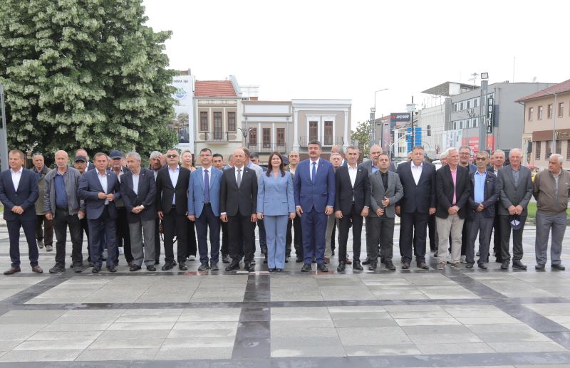 Edirne’de Dünya Çiftçiler Günü kapsamında konuşan Ziraat Odası Başkanı Hüseyin