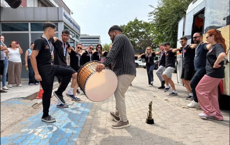 Edirne’yi halk oyunları alanında başarıyla temsil eden Dora Spor Kulübü,