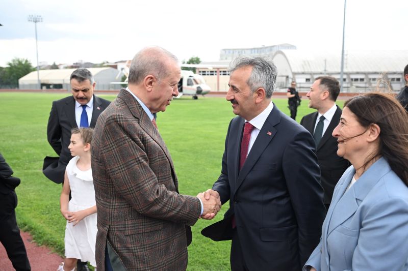 Cumhurbaşkanı Recep Tayyip Erdoğan, restorasyonu tamamlanan Selimiye Camii’nin yeniden ibadete
