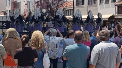Edirne Halk Eğitim Merkezi bünyesinde eğitim alan “Kadın Efeler Zeybek