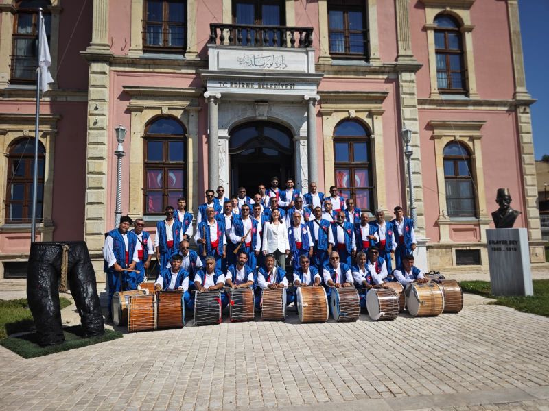 Tarihi Kırkpınar Yağlı Güreşleri Festivali'nin ilk etkinliklerinden biri olan geleneksel