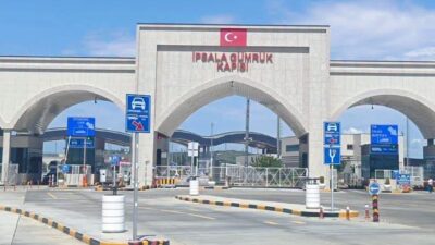 Edirne'de yürütülen rüşvet ve suç örgütü soruşturması kapsamında İpsala Gümrük