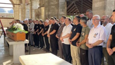 Edirne'de yaşamını yitiren emekli öğretmen Emel Polat, düzenlenen cenaze töreninin