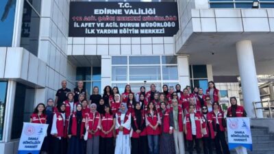 Damla Gönüllülük Hareketi kapsamında Edirne'ye gelen üniversiteli gönüllüler, İl AFAD