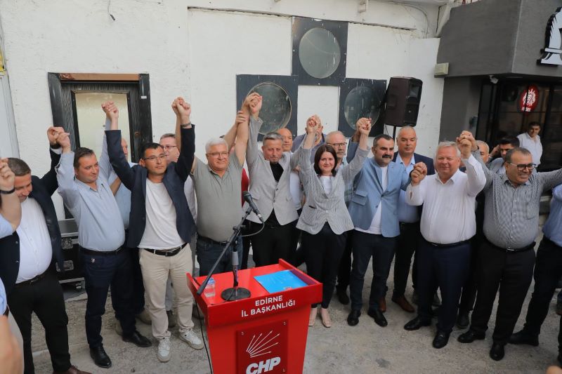 CHP Genel Merkezi'nin kararıyla görevden alınan CHP Edirne İl Başkanı