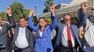 CHP'den istifa ederek YENİ Parti saflarına katılan Edirne Belediye Başkanı