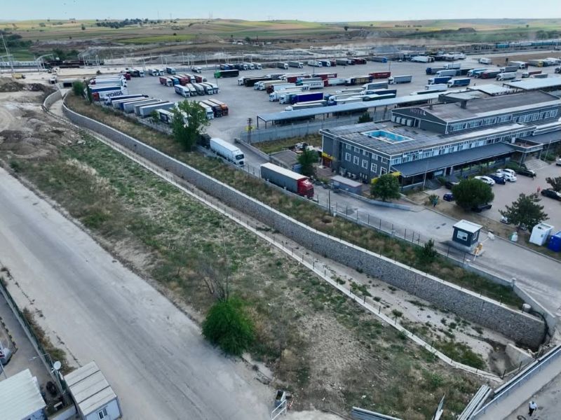 Kapıkule Gümrük Sahası'nda taşkın riskini azaltmak amacıyla yürütülen taşkın koruma