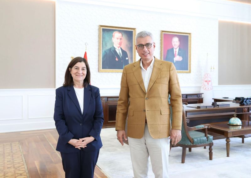 AK Parti Edirne Milletvekili Fatma Aksal, Sağlık Bakanı Kemal Memişoğlu