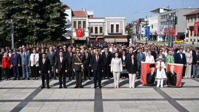 30 Ağustos Zafer Bayramı’nın 104. yıl dönümü dolayısıyla Edirne’de tören