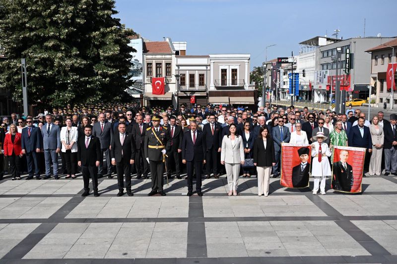 30 Ağustos Zafer Bayramı’nın 104. yıl dönümü dolayısıyla Edirne’de tören