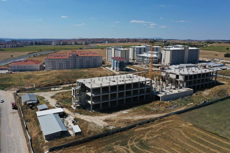 Trakya Üniversitesi, yapımı süren Diş Hekimliği Fakültesi Yeni Hizmet Binası'nda