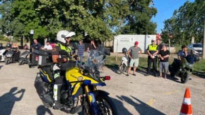 Edirne İl Emniyet Müdürlüğü'nün motosiklet kazalarını azaltmaya yönelik başlattığı eylem