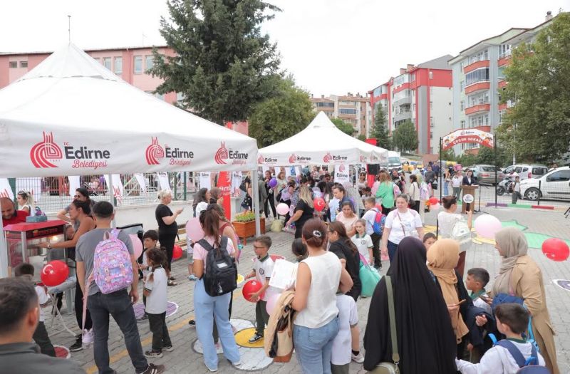Edirne’de Avrupa Hareketlilik Haftası kapsamında hayata geçirilen “Sokaklar Dönüşüyor” projesiyle
