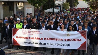 Edirne’de 19 Eylül Gaziler Günü dolayısıyla düzenlenen “Kahramanlar ile Kardeşlik