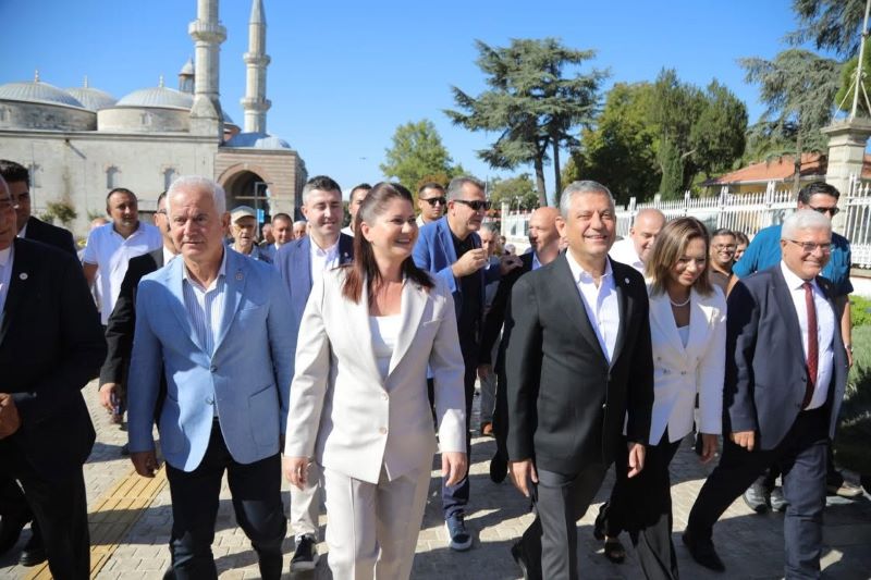 Yeni Parti Genel Başkanı Özgür Özel, bir dizi ziyaret ve