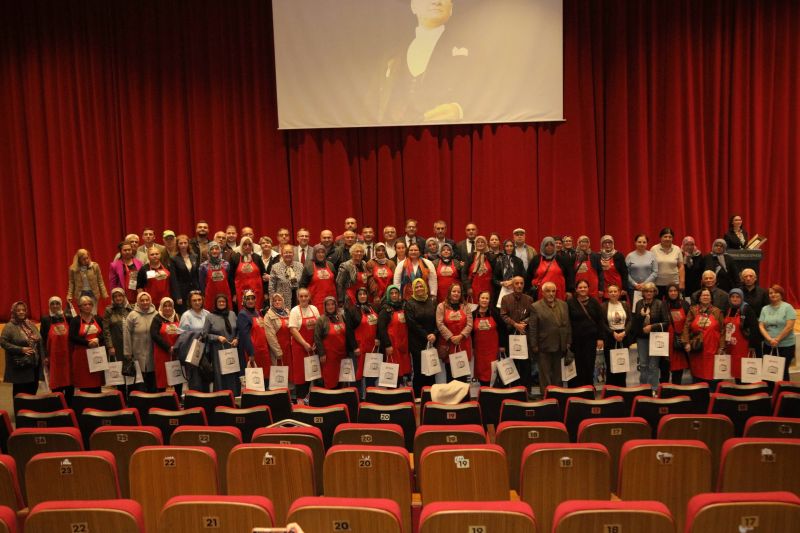 Edirne Belediyesi’nin Dünya Kadın Çiftçiler Günü kapsamında düzenlediği etkinlikte kadın