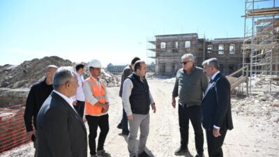 Edirne Valisi Yunus Sezer, Osmanlı döneminin önemli yapılarından Mahmudiye Kışlası’nda